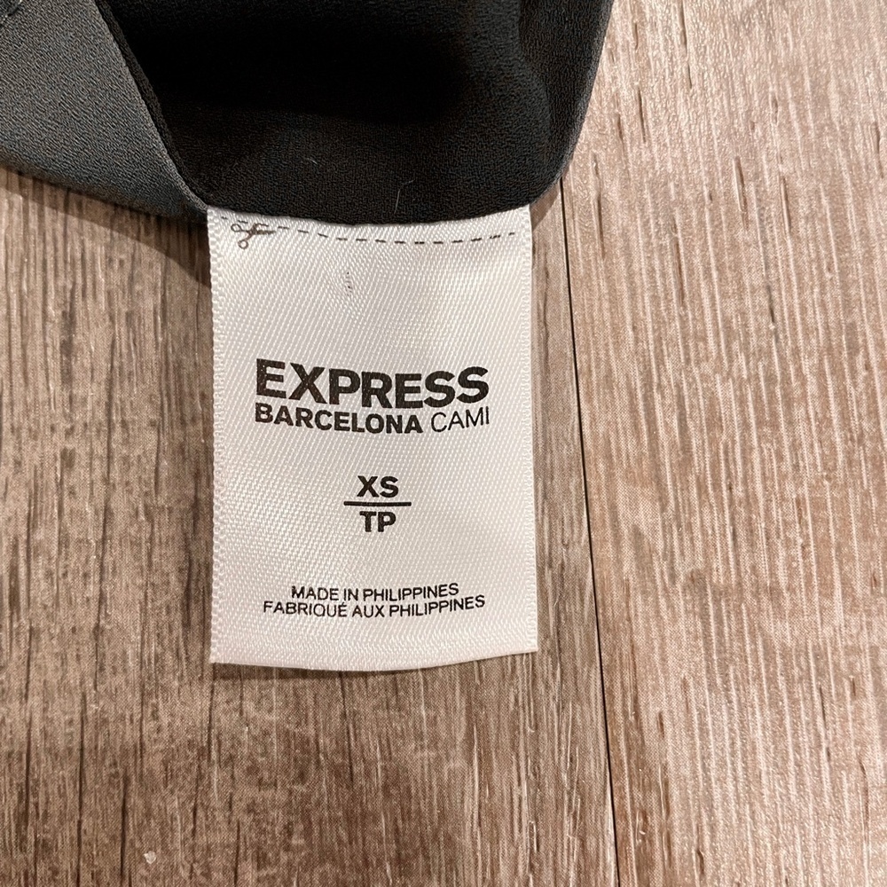 Express Tank Top - Picture 4 of 4